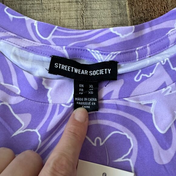Streetwear Society XL Purple Butterfly Print Crop Top 92% Polyester 8% Spandex - Picture 4 of 7